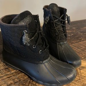 7.5 Sperry Duck Boots